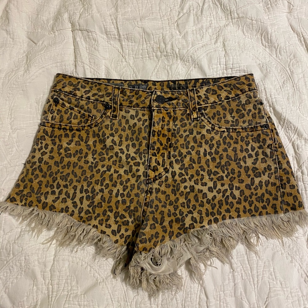 Leopard denim shorts